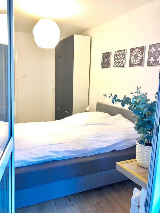 Legnica Apartament 42M2 Delux 4 Bagian luar foto